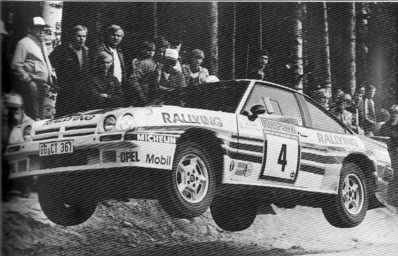 Ari Vatanen - Terry Harryman
33º 1000 Lakes Rally 1983. Opel Manta 400 (GG-CT 361). Abandonó por palier roto en SS35 Renkajarvi de 8.28 Km.

Del 26 al 28 de Agosto, Jyväskylä, Finlandia.
Superficie: tierra.

El Rally tenia un total de 1461.00 km de los que 472.63 km divididos en 50 tramos, eran especiales.

Se inscribieron 180 equipos, tomaron la salida 174, finalizaron 71.@
Palabras clave: ;Opel;Manta;Finlandia;Grupo_B;1983;