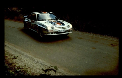 Ari Vatanen - Terry Harryman
33º 1000 Lakes Rally 1983. Opel Manta 400 (GG-CT 361). Abandonó por palier roto en SS35 Renkajarvi de 8.28 Km.

Del 26 al 28 de Agosto, Jyväskylä, Finlandia.
Superficie: tierra.

El Rally tenia un total de 1461.00 km de los que 472.63 km divididos en 50 tramos, eran especiales.

Se inscribieron 180 equipos, tomaron la salida 174, finalizaron 71.@
Palabras clave: ;Opel;Manta;Finlandia;Grupo_B;1983