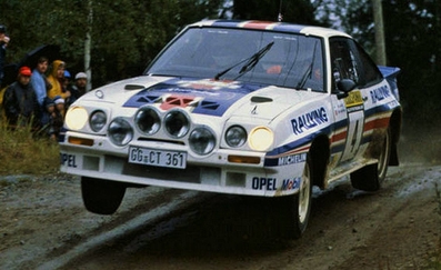 Ari Vatanen - Terry Harryman
33º 1000 Lakes Rally 1983. Opel Manta 400 (GG-CT 361). Abandonó por palier roto en SS35 Renkajarvi de 8.28 Km.

Del 26 al 28 de Agosto, Jyväskylä, Finlandia.
Superficie: tierra.

El Rally tenia un total de 1461.00 km de los que 472.63 km divididos en 50 tramos, eran especiales.

Se inscribieron 180 equipos, tomaron la salida 174, finalizaron 71.@
Palabras clave: ;Opel;Manta;Finlandia;Grupo_B;1983;