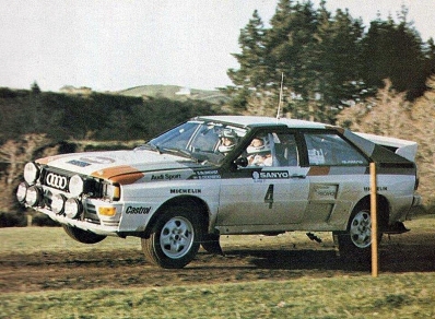 Stig Blomqvist - Björn Cederberg
13º Sanyo Rally de Nueva Zelanda 1983. Audi Quattro A2. Abandonó (excluido) en SS8 Te Kopia Road de 26.48 Km.

Éste Rally disputado en su totalidad sobre superficie de grava habi­an 2 especiales con mas de 50 Km, SS11 y SS28, dos de mas de 60 Km, SS13 y SS14, otra de mas de 70 Km, SS30, y una mas, SS19 de 95.09 Km.

Del 25 al 28 de Junio, Auckland, Nueva Zelanda.
Superficie: tierra.

El Rally tenia un total de 2.622 km de los que 1071.09 km divididos en 33 tramos eran especiales.

Tomaron la salida 59 equipos, finalizaron 33.
@
Palabras clave: Stig_Blomqvist;Audi;Quattro;Nueva_Zelanda;1983;Grupo_B;