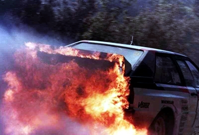 Hannu Mikkola - Arne Hertz
25º Rallye Sanremo 1983. Audi Quattro A2 (IN-NX 99). Abandonó por incendio del coche en SS28 Castel Giocondo de 22.58 km.

Del 2 al 7 de Octubre, Sanremo, Liguria, Imperia, Italia.
Superficie: Asfalto - tierra

El Rally tenia un total de 2695.00 km de los que 775.89 km divididos en 58 tramos, eran especiales.

Se inscribieron 97 equipos, tomaron la salida 97, finalizaron 36.@
Palabras clave: ;Audi;Quattro;Sanremo;1983;Grupo_B;Crash