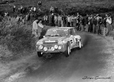 Jean-Luc Thérier - Michel Vial
17º Rally de Portugal - Vinho do Porto 1983. Renault 5 Turbo (11 LH 92). Abandonó por la suspensión del coche en SS21 São Lourenço 2 de 27.00 km.

Del 2 al 5 de Marzo, Estoril, Lisboa, Portugal.
Supeficie: asfalto - tierra.

El Rally tenia un total de 2325 km de los que 674.50 km divididos en 43 tramos eran especiales (3 de ellos fueron cancelados SS12 Figueira de Foz de 9 Km, SS13 Prestimo de 12,50 Km, SS14 Vouga de 10 Km).

Tomaron la salida 86 equipos, finalizaron 31.

© Jorge Carracedo
@
Palabras clave: ;Renault;Turbo;Grupo_B;Portugal;1983