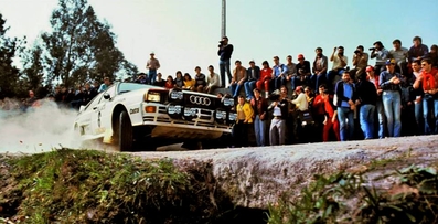 Stig Blomqvist - Björn Cederberg
17º Rally de Portugal - Vinho do Porto 1983. Audi Quattro A1 (IN-NV 84). Abandonó por exceso de penalización en SS34 Viseu 2 de 26.50 Km.

Del 2 al 5 de Marzo, Estoril, Lisboa, Portugal.
Supeficie: asfalto - tierra.

El Rally tenia un total de 2325 km de los que 674.50 km divididos en 43 tramos eran especiales (3 de ellos fueron cancelados SS12 Figueira de Foz de 9 Km, SS13 Prestimo de 12,50 Km, SS14 Vouga de 10 Km).

Tomaron la salida 86 equipos, finalizaron 31.@
Palabras clave: Stig_Blomqvist;Audi;Quattro;Grupo_B;Portugal;1983