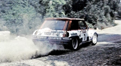 Jean-Luc Thérier - Michel Vial
27º Tour de Corse - Rallye de France 1983. Renault 5 Turbo (11 LH 92). Abandonó por fuego en SS8 Cozzano - Vivario de 51.40 Km.

Del 5 al 7 de Mayo, Ajaccio, Córcega, Francia.
Superficie: asfalto.

El Rally tenia un total de 1715.10 km de los que 1066.10 km divididos en 32 tramos eran especiales.

Tomaron la salida 178 equipos, finalizaron 57.@
Palabras clave: ;Renault;Turbo;Corcega;1983;Grupo_B;Corse