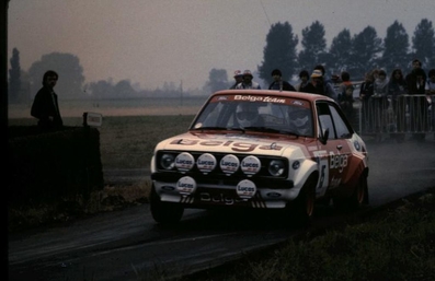 Robert Droogmans - Ronny Joosten
19º Ypres 24 Horas Rally 1983. Ford Escort RS 1800 MkII (825 LJ). Abandonó por la suspensión del coche.

Del 24 al 26 de Junio, Ypres, Bélgica.
Superficie: asfalto.

El Rally tenía 512.00 km cronometrados divididos en dos etapas y 53 tramos especiales.

Tomaron la salida 176 equipos, finalizaron 77.@
Palabras clave: Ford;Escort;MKII;Ypres;1983
