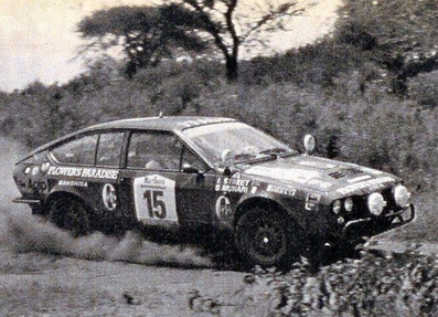 Sandro Munari - Ian Street
31º Marlboro Safari Rally 1983. Alfa Romeo GTV6. Abandonó por rotura del brazo rotor en CH23.

Del 30 de Marzo al 4 de Abril, Nairobi, Kenya, África.
Superficie: tierra.

El Rally tenia un total de 5035 km en los que 1620.95 km se encontraban 26 controles horarios.

Tomaron la salida 78 equipos, finalizaron 22.@
Palabras clave: Sandro_Munari;Safari;Alfa;Romeo;GTV6;1983