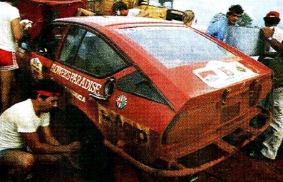 Sandro Munari - Ian Street
31º Marlboro Safari Rally 1983. Alfa Romeo GTV6. Abandonó por rotura del brazo rotor en CH23.

Del 30 de Marzo al 4 de Abril, Nairobi, Kenya, África.
Superficie: tierra.

El Rally tenia un total de 5035 km en los que 1620.95 km se encontraban 26 controles horarios.

Tomaron la salida 78 equipos, finalizaron 22.@
Palabras clave: Sandro_Munari;Safari;Alfa;Romeo;GTV6;1983