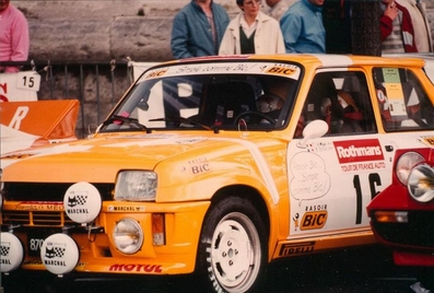 Dominique de Meyer - Gerard Borie
42º Tour de France Automobile 1983. Renault 5 Turbo Tour de Corse (870DS2B). Abandonó por sobrecalentamiento del motor en SS4 Rupt - Baudremont de 12.00 km.

Del 19 al 23 Septiembre, Paris, Nice, Francia.
Superficie: asfalto.

El Rally tenia un total de 2800.00 km de los que 630.00 km divididos en 3 etapas y 32 tramos eran especiales (uno de ellos fue cancelado SS27 Col du Noyer).

Tomaron la salida 84 equipos, finalizaron 37.@
Palabras clave: Renault;Turbo;Grupo_B;Tour_France_Automobile;1983;Parque_Cerrado