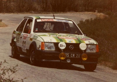François Bassoul - Paul Giacomoni
27º Tour de Corse - Rallye de France 1983. Opel Kadett GTE 1800. Abandonó, desconocemos el motivo y en que especial.

Del 5 al 7 de Mayo, Ajaccio, Córcega, Francia.
Superficie: asfalto.

El Rally tenia un total de 1715.10 km de los que 1066.10 km divididos en 32 tramos eran especiales.

Tomaron la salida 178 equipos, finalizaron 57.@
Palabras clave: Opel;Kadett;Corse;Corcega;1983
