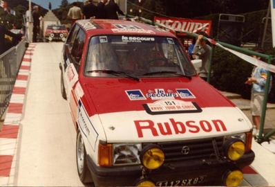 Rene Defour - Jean-Sebastien Antoniotti
27º Tour de Corse - Rallye de France 1983. Talbot Samba Rallye. Abandonó, desconocemos el motivo y en que especial.

Del 5 al 7 de Mayo, Ajaccio, Córcega, Francia.
Superficie: asfalto.

El Rally tenia un total de 1715.10 km de los que 1066.10 km divididos en 32 tramos eran especiales.

Tomaron la salida 178 equipos, finalizaron 57.@
Palabras clave: Talbot;Samba;Grupo_B;Corse;Corcega;1983