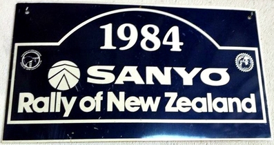 14º Sanyo Rally de Nueva Zelanda 1984
Prueba 7 de 12

Fecha: desde el sábado 23-Junio-1984 hasta Martes 26-Junio-1984
Superficie: tierra.

El Rally tenia un total de 2626 km de los que 1044 km divididos en 45 tramos eran especiales.

Tomaron la salida 63 equipos, finalizaron 35.
Palabras clave: Nueva_Zelanda;1984;