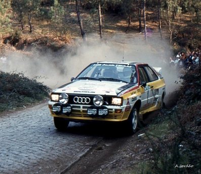 Hannu Mikkola - Arne Hertz
18º Rallye de Portugal - Vinho do Porto 1984. Audi Quattro A2 (IN-NE 8). Clasificado 1º.

Del 6 al 10 de Marzo, Estoril, Portugal.
Superficie: asfalto - tierra.

El Rally tenia un total de 2400.00 km de los que 685.00 km divididos en 45 tramos eran especiales.

Tomaron la salida 70 equipos, finalizaron 20.@
Palabras clave: Hannu_Olavi_Mikkola;Arne_Hertz;Audi;Quattro;Grupo_B;Portugal;1984