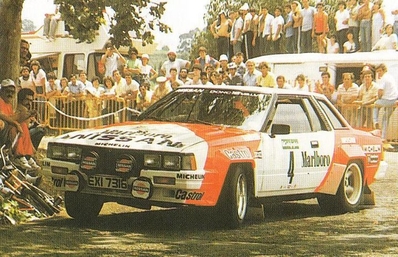 Terry Kaby - Kevin Gormley
8º Rally Corte Inglés 1984 (Canarias). Nissan 240RS. Clasificado 1º.
A todos dejo impresionado este piloto que según cuentan, cuando empezo a llover volò sobre el asfalto para alzarse con la victoria.@
Palabras clave: Nissan;Grupo_B;Corte_Ingles;Canarias;1984