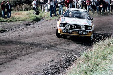Stig Blomqvist - Björn Cederberg
14º Sanyo Rally of New Zealand 1984. Audi Quattro A2 (IN-NJ 5). Clasificado 1º.

Del 23 al 26 de Junio, Auckland, Nueva Zelanda.
Superficie: tierra.

El Rally tenia un total de 2626 km de los que 1044 km divididos en 45 tramos eran especiales.

Tomaron la salida 63 equipos, finalizaron 35.@
Palabras clave: Stig_Blomqvist;Audi;Quattro;Grupo_B;1984