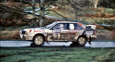 Hannu Mikkola - Arne Hertz
33º Lombard RAC Rally 1984. Audi Quattro A2 (44 CMN). Clasificado 2º.
Audi Sport UK

Del 25 al 29 de Noviembre, Chester, Cheshire, Inglaterra, Reino Unido.
Superficie: tierra.

El Rally tenia un total de 3232.00 km de los que 868.54 km divididos en 56 tramos eran especiales.

Se inscribieron 124 equipos, tomaron la salida 119, finalizaron 52.@
Palabras clave: Audi;Quattro;Grupo_B;Gran_Bretaña;RAC_Rally;Inglaterra