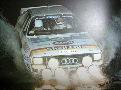 Hannu Mikkola - Arne Hertz
33º Lombard RAC Rally 1984. Audi Quattro A2 (44 CMN). Clasificado 2º.
Audi Sport UK

Del 25 al 29 de Noviembre, Chester, Cheshire, Inglaterra, Reino Unido.
Superficie: tierra.

El Rally tenia un total de 3232.00 km de los que 868.54 km divididos en 56 tramos eran especiales.

Se inscribieron 124 equipos, tomaron la salida 119, finalizaron 52.@
Palabras clave: Audi;Quattro;Grupo_B;Gran_Bretaña;RAC_Rally;Inglaterra