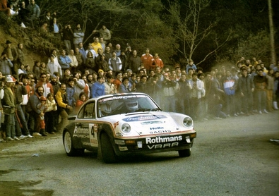 Beny Fernandez - Jose Luis Sala
14º Critérium Montseny-Guilleries 1984. Porsche 911 SC RS. Clasificado 2º.
Foto en la ultima curva del tramo Coll de Revell.

Del 7 al 8 de Abril, Viladrau, Osona, Girona, Catalunya, España.
Superficie: asfalto.

Tomaron la salida 100 equipos, finalizaron 30.@
Palabras clave: ;Porsche;Grupo_B;Criterium_Montseny_Guilleries;1986