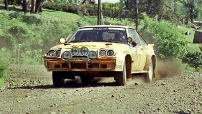 Rauno August Aaltonen - Lofty Drews
32º Marlboro Safari Rally 1984. Opel Manta 400 (GG-CU 261). Clasificado 2º.

Del 19 al 23 de Abril, Nairobi, Kenya, África.
Superficie: tierra.

El Rally tenia 5.254 km con 105 controles horarios.

Tomaron la salida 76 equipos, finalizaron 25.@
Palabras clave: ;Opel;Manta;Safari;1984;Grupo_B