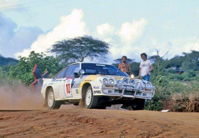 Rauno August Aaltonen - Lofty Drews
32º Marlboro Safari Rally 1984. Opel Manta 400 (GG-CU 261). Clasificado 2º.

Del 19 al 23 de Abril, Nairobi, Kenya, África.
Superficie: tierra.

El Rally tenia 5.254 km con 105 controles horarios.

Tomaron la salida 76 equipos, finalizaron 25.@
Palabras clave: ;Opel;Manta;Safari;1984;Grupo_B