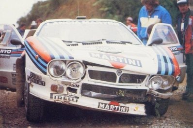 Markku Alén - Ilkka Kivimäki
14º Rally de Nueva Zelanda 1984. Lancia Rally 037 (TO W67771). Clasificado 2º.

Del 23 al 26 de Junio, Auckland, Nueva Zelanda.
Superficie: tierra.

El Rally tenia un total de 2626 km de los que 1044 km divididos en 45 tramos eran especiales.

Tomaron la salida 63 equipos, finalizaron 35.@
Palabras clave: Markku_Alen;Ilkka_Kivimaki;Lancia;Nueva_Zelanda;1984;crash;Grupo_B