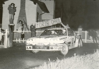 Dario Cerrato - Giuseppe Cerri
14º Rally 4 Regioni 1984. Opel Manta 400. Clasificado 2º.

Del 18 al 20 de Mayo, Salice Terme, Lombardia, Italia.
Superficie: asfalto.

Desconocemos de cuantos kilómetros constaba la prueba tanto totales como cronometrados..

Tomaron la salida 66 eqyuipos, finalizaron 28.@
Palabras clave: ;Opel;Manta;Grupo_B;1984;Rally_4_Regioni