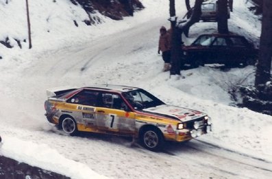 Stig Blomqvist - Björn Cederberg
52º Rallye Automobile de Monte-Carlo 1984. Audi Quattro A2 (IN-NR 64). Clasificado 2º.

Del 21 al 27 de Enero, Monte-Carlo.
Superficie: asfalto - nieve.

El Rally tenia un total de 3328.90 km de los que 753.20 km divididos en 30 tramos eran especiales, (4 de ellas fueron cancxeladas SS3 St Jean en Royans de 39 Km, SS11 Les Savoyons - Sigoyer de 32 Km, SS12 Pont sur Barrage du Sautet de 18,40 Km, SS13 Chateau d'Ancelle - La Batie Neuve de 11,20 Km).

Se inscribieron 222 equipos, tomaron la salida 209, finalizaron 120.@
Palabras clave: Stig_Blomqvist;Bjorn_Cederberg;Audi;Quattro;Montecarlo;1984;nieve;Grupo_B