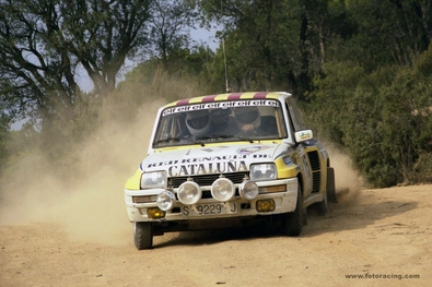 Josep Frigola - Carles Bou
32º Rally Costa Brava 1984. Renault 5 Turbo (S-9229-J).
Clasificado 3º.
Escuderí­a Baix Empordà

Del 17 al 19 de Febrero, Lloret de Mar, Girona, Catalunya, España.
Superficie: tierra - asfalto.

El Rally tení­a un total de 1366.41 km, de los que 527.15 km divididos en 46 tramos eran especiales.

Tomaron la salida 60 equipos, finalizaron 25.@@
Palabras clave: Renault;Turbo;Grupo_B;Costa_Brava;1984