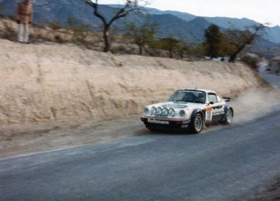 Benigno (Beny) Fernández - José Luis Salas
32º Rally RACE - Costa Blanca 1984. Porsche 911 SC RS. Clasificado 3º.

Del 17 al 19 de Marzo, Alicante, España.
Superficie: asfalto.

El Rally tenía un total de 398.61 km cronometrados.

Tomaron la salida 98 equipos, finalizaron 48.@
Palabras clave: Beny_Fernandez;Porsche;Grupo_B;RACE;Costa_Blanca;1984