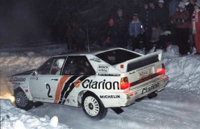Per Eklund - Dave Whittock
34º International Swedish Rally 1984. Audi Quattro A2 (IN-NN 17). Clasificado 3º.

Del 10 al 12 de Febrero, Karlstad.
Superficie: nieve - hielo.

El Rally tenia un total de 1703.00 km de los que 447.70 km divididos en 27 tramos eran especiales.

Tomaron la salida 66 equipos, finalizaron 41.@
Palabras clave: ;Audi;Quattro;Grupo_B;Suecia;1984;Nieve