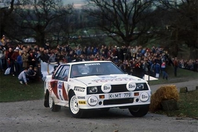 Per Eklund - Dave Whittock
33º Lombard RAC Rally 1984. Toyota Celica Twincam Turbo TCT (K-MT 779). Clasificado 3º.

Del 25 al 29 de Noviembre, Chester, Cheshire, Inglaterra, Reino Unido.
Superficie: tierra.

El Rally tenia un total de 3232.00 km de los que 868.54 km divididos en 56 tramos eran especiales.

Se inscribieron 124 equipos, tomaron la salida 119, finalizaron 52.@
Palabras clave: ;Toyota;Celica;TCT;Grupo_B;Gran_Bretaña;1984;Inglaterra