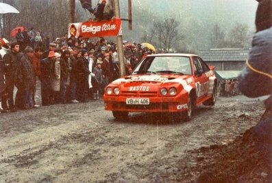 Guy Colsoul - Alain Lopes
27º Boucles de Spa 1984. Opel Manta 400 (VB-H 406). Clasificado 4º.

Del 3 al 5 de Febrero, Spa, Lieja, Bélgica.
Superficie: asfalto - tierra.

Desconocemos los datos referente a kilómetros y tramos especiales.

Tomaron la salida 91 equipos, finalizaron 25.@
Palabras clave: Guy_Colsoul;Spa;Opel;Manta;Grupo_B;1984