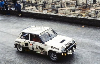 Jean-Luc Thérier - Michel Vial
52º Rallye Automobile de Monte-Carlo 1984. Renault 5 Turbo Tour de Corse (21 QV 28). Clasificado 4º.

Del 21 al 27 de Enero, Monte-Carlo.
Superficie: asfalto - nieve.

El Rally tenia un total de 3328.90 km de los que 753.20 km divididos en 30 tramos eran especiales, (4 de ellas fueron cancxeladas SS3 St Jean en Royans de 39 Km, SS11 Les Savoyons - Sigoyer de 32 Km, SS12 Pont sur Barrage du Sautet de 18,40 Km, SS13 Chateau d'Ancelle - La Batie Neuve de 11,20 Km).

Se inscribieron 222 equipos, tomaron la salida 209, finalizaron 120.@
Palabras clave: ;Renault;Turbo;Montecarlo;1984;Grupo_B