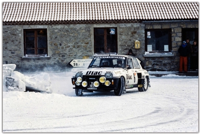 Jean-Luc Thérier - Michel Vial
52º Rallye Automobile de Monte-Carlo 1984. Renault 5 Turbo Tour de Corse (21 QV 28). Clasificado 4º.

Del 21 al 27 de Enero, Monte-Carlo.
Superficie: asfalto - nieve.

El Rally tenia un total de 3328.90 km de los que 753.20 km divididos en 30 tramos eran especiales, (4 de ellas fueron cancxeladas SS3 St Jean en Royans de 39 Km, SS11 Les Savoyons - Sigoyer de 32 Km, SS12 Pont sur Barrage du Sautet de 18,40 Km, SS13 Chateau d'Ancelle - La Batie Neuve de 11,20 Km).

Se inscribieron 222 equipos, tomaron la salida 209, finalizaron 120.@
Palabras clave: ;Renault;Turbo;Montecarlo;1984;nieve;Grupo_B
