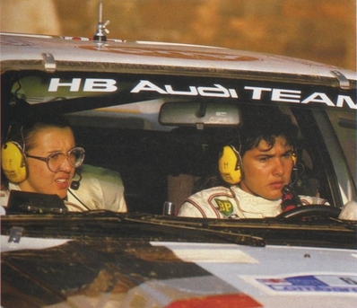 Michèle Mouton - Fabrizia Pons
33º Lombard RAC Rally 1984. Audi Sport Quattro S1 (IN-NT 2). Clasificada 4ª.
Audi Sport

Del 25 al 29 de Noviembre, Chester, Cheshire, Inglaterra, Reino Unido.
Superficie: tierra.

El Rally tenia un total de 3232.00 km de los que 868.54 km divididos en 56 tramos eran especiales.

Se inscribieron 124 equipos, tomaron la salida 119, finalizaron 52.@
Palabras clave: Michele_Mouton;Audi;Sport;Quattro;Gran_Bretaña;Grupo_B;1984;Personajes;mujeres;Womens;RAC_Rally