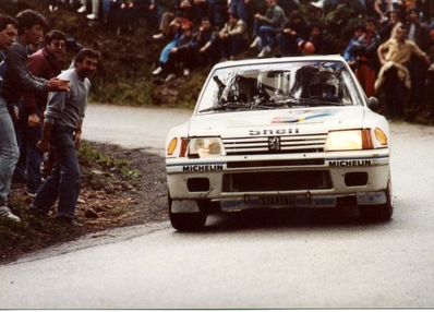 Jean-Pierre Nicolas - Charley Pasquier
28º Tour de Corse - Rallye de France 1984. Peugeot 205 Turbo 16 (697 EXC 75). Clasificado 4º.

Debut del Peugeot 205 Turbo 16 en el Mundial de Rallys.

Del 3 al 5 de Mayo, Ajaccio, Córcega, Francia.
Superficie: asfalto.

El Rally tenia un total de 1618 km de los que 1130.9 km divididos en 30 tramos eran especiales.

Se inscribieron 158 equipos, tomaron la salida 155, finalizaron 57.@
Palabras clave: ;Peugeot;Turbo;Grupo_B;Corcega;1984;Debut;Corse