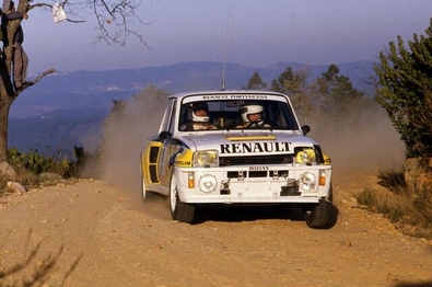 Jean Ragnotti - Pierre Thimonier
18º Rallye de Portugal - Vinho do Porto 1984. Renault 5 Turbo "Tour de Corse" (1465 XD 91). Clasificado 5º.

Del 6 al 10 de Marzo, Estoril, Portugal.
Superficie: asfalto - tierra.

El Rally tenia un total de 2400.00 km de los que 685.00 km divididos en 45 tramos eran especiales.

Tomaron la salida 70 equipos, finalizaron 20.@
Palabras clave: ;Pierre_Thimonier;Renault;Turbo;Grupo_B;Portugal;1984