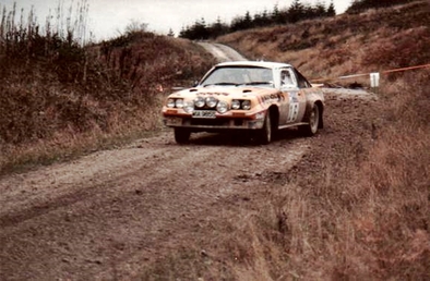 Russell Brookes - Mike Broad
33º Lombard RAC Rally 1984. Opel Manta 400 (WIA 9855). Clasificado 5º.

Del 25 al 29 de Noviembre, Chester, Cheshire, Inglaterra, Reino Unido.
Superficie: tierra.

El Rally tenia un total de 3232.00 km de los que 868.54 km divididos en 56 tramos eran especiales.

Se inscribieron 124 equipos, tomaron la salida 119, finalizaron 52.@
Palabras clave: ;Opel;Manta;Grupo_B;Gran_Bretaña;1984;RAC_Rally;Inglaterra