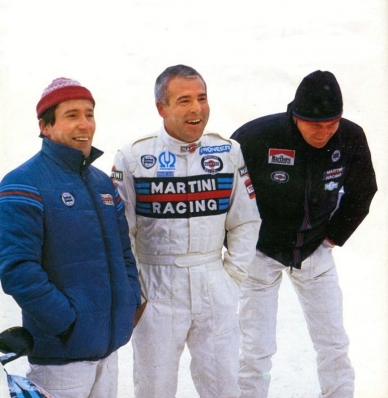 52º Rallye Automobile de Monte-Carlo 1984
De izquierda a derecha de la foto:

Attilio Bettega, Jean-Claude Andruet y Markku Alén.

Los tres del Equipo Martini Racing con Lancia Rally 037.
Clasificados 5º, abandono por capó abierto en parque cerrado y 8º respectivamente.

Del 21 al 27 de Enero, Monte-Carlo.
Superficie: asfalto - nieve.

El Rally tenia un total de 3499 km de los que 722 km divididos en 30 tramos, eran especiales (4 de ellas fueron canceladas SS3 St Jean en Royans de 39 Km, SS11 Les Savoyons - Sigoyer de 32 Km, SS12 Pont sur Barrage du Sautet de 18,40 Km, SS13 Chateau d'Ancelle - La Batie Neuve de 11,20 Km).

Se inscribieron 222 equipos, tomaron la salida 209, finalizaron 120.
@@
Palabras clave: ;Markku_Alen;Montecarlo;Lancia;Grupo_B;Personajes;1984