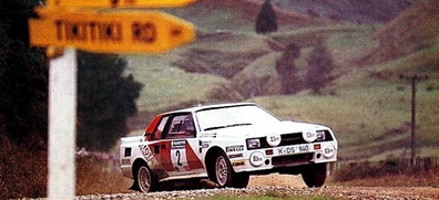 Bjorn Waldegard - Hans Thorszelius
14º Sanyo Rally de Nueva Zelanda 1984. Toyota celica Twincam Turbo (K-DS 940). Clasificado 5º.

Del 23 al 26 de Junio, Auckland, Nueva Zelanda.
Superficie: tierra.

El Rally tenia un total de 2626 km de los que 1044 km divididos en 45 tramos eran especiales.

Tomaron la salida 63 equipos, finalizaron 35.@

Palabras clave: ;Toyota;Celica;TCT;Grupo_B;1984