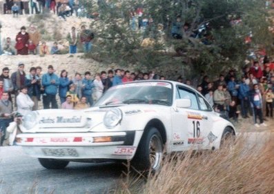 J. Ortí­ - P. Criado
32º Rally RACE - Costa Blanca 1984. Porsche 911 SC. Clasificado 8º.

Del 17 al 19 de Marzo, Alicante, España.
Superficie: asfalto.

El Rally tenía un total de 398.61 km cronometrados.

Tomaron la salida 98 equipos, finalizaron 48.@
Palabras clave: Porsche;Grupo_B;RACE;Costa_Blanca;1984