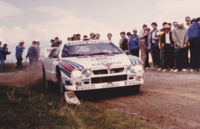 Markku Alén - Ilkka Kivimaki
26º Rallye San Remo 1984. Lancia Rally 037 (TO W67769). Abandonó por motor (biela) en SS27 Montepescini 2 de 10,69 Km.

Del 30 de Septiembre al 5 de Octubre, Sanremo, Liguria, Imperia, Italia.
Superficie: asfalto -tierra.

El Rally tenia un total de 2546.29 km de los que 807.69 km divididos en 56 tramos eran especiales, (2 de ellas fueron canceladas SS7 Sante Luce de 12,30 km y SS26 Chiusdino 2 de 17,41 Km).

Se inscribieron 104 equipos, tomaron la salida 100, finalizaron 35.@
Palabras clave: Markku_Alen;Lancia;Rally;Grupo_B;Sanremo;1984