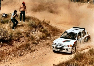 Ari Vatanen - Terry Harryman
31º Acropolis Rally 1984. Peugeot 205 Turbo 16 (716 EXC 75). Abandonó por motor en SS31 Elikon de 14,56 Km.

Del 26 al 31 de Mayo, Atenas, Grecia.
Superficie: tierra.

El Rally tení­a un total de 2265 km, de los que 796.62 km divididos en 47 tramos eran especiales.

Tomaron la salida 104 equipos, finalizaron 32.@
Palabras clave: ;Peugeot;Grupo_B;Grecia;Acropolis;1984