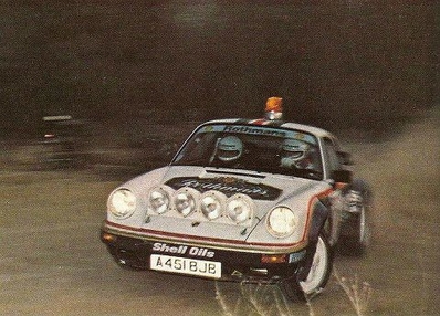 Henri Toivonen - Ian Grindrod
32º Rally Costa Brava 1984. Porsche 911 SC RS (A451 BJB). 
Rothmans Porsche Rally Team

Abandonó por el eje de transmisión, aunque siguió brindando un auténtico espectáculo a todos los aficionados como coche 0 durante la 3º etapa.

Del 17 al 19 de Febrero, Lloret de Mar.
Superficie: grava / asfalto.

El Rally tení­a un total de 1366.41 km, de los que 527.15 km divididos en 46 tramos eran especiales.

Tomaron la salida 60 equipos, finalizaron 25.@
Palabras clave: Henri_Toivonen;Porsche;Grupo_B;Costa_Brava;1984