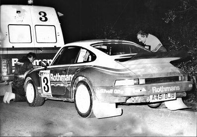 Henri Toivonen - Ian Grindrod
32º Rally Costa Brava 1984. Porsche 911 SC RS (A974 BRX).

Abandonó por el eje de transmisión, aunque siguió brindando un auténtico espectáculo a todos los aficionados como coche 0 durante la 3ª etapa.

Del 17 al 19 de Febrero, Lloret de Mar, Girona, España.
Superficie: tierra - asfalto.

El Rally tení­a un total de 1366.41 km, de los que 527.15 km divididos en 46 tramos eran especiales.

Tomaron la salida 60 equipos, finalizaron 25.@
Palabras clave: Henri_Toivonen;Porsche;Grupo_B;Costa_Brava;1984;Asistencias