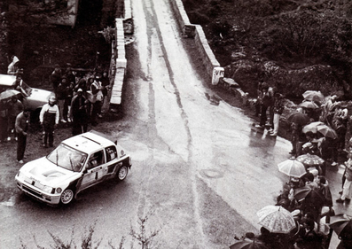 Ari Vatanen - Terry Harryman
28º Tour de Corse - Rallye de France 1984. Peugeot 205 Turbo 16 (323 EXA 75). Abandonó por accidente SS19 Corbara - Calenzana de 23.90 Km.

Debut en el Mundial de Rallys del Peugeot 205 T16.

Del 3 al 5 de Mayo, Ajaccio, Córcega, Francia.
Superficie: asfalto.

El Rally tenia un total de 1618 km de los que 1130.9 km divididos en 30 tramos eran especiales.

Se inscribieron 158 equipos, tomaron la salida 155, finalizaron 57.@
Palabras clave: ;Peugeot;Turbo;Grupo_B;Corcega;1984;Corse