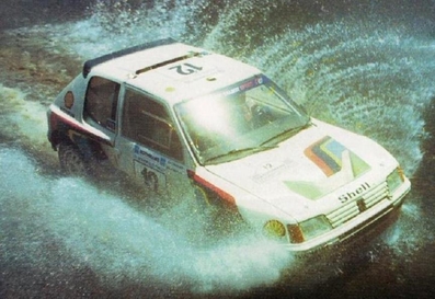 Jean-Pierre Nicolas - Charley Pasquier
31º Rothmans Acropolis Rally 1984. Peugeot 205 Turbo 16 (709 EXC 75). Abandonó por el eje de transmisión en SS37 Killini de 27,27 Km.

Del 26 al 31 de Mayo, Atenas, Grecia.
Superficie: tierra.

El Rally tení­a un total de 2265 km, de los que 796.62 km divididos en 47 tramos eran especiales.

Tomaron la salida 104 equipos, finalizaron 32.@
Palabras clave: ;Peugeot;Turbo;Grupo_B;Acropolis;Grecia;1984