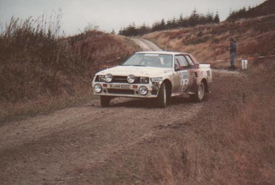 Juha Kankkunen - Fred Gallagher
33º Lombard RAC Rally 1984. Toyota Celica Twincam Turbo TCT (K-AM 6232). Abandonó por accidente en SS39 Morgannwg 1 de 45.94 km.

Del 25 al 29 de Noviembre, Chester, Cheshire, Inglaterra, Reino Unido.
Superficie: tierra.

El Rally tenia un total de 3232.00 km de los que 868.54 km divididos en 56 tramos eran especiales.

Se inscribieron 124 equipos, tomaron la salida 119, finalizaron 52.@
Palabras clave: ;Toyota;Celica;TCT;Gran_Bretaña;1984;RAC_Rally;Grupo_B;Inglaterra