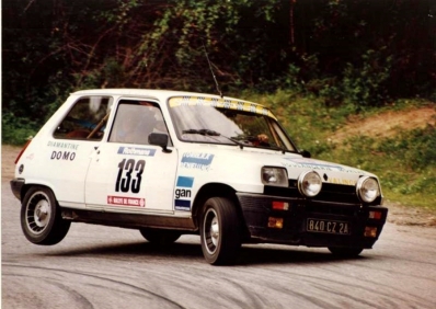 N. Benielli - R. Torre
28º Tour de Corse 1984. Renault 5 Alpine. Abandon´p, desconocemos el motivo y en que especial.

Del 3 al 5 de Mayo, Ajaccio, Córcega, Francia.
Superficie: asfalto.

El Rally tenia un total de 1618 km de los que 1130.9 km divididos en 30 tramos eran especiales.

Se inscribieron 158 equipos, tomaron la salida 155, finalizaron 57.
Palabras clave: Renault;Alpine;Corse;Corcega;1984