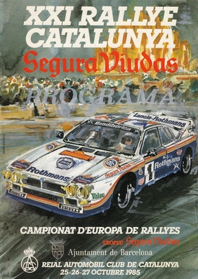 21º Rallye Catalunya 1985
Del 25 al 28 de Octubre, Barcelona, Catalunya, España.
Superficie: asfalto.

El Rally tenia un total de 1359.14 km de los que 512.82 km divididos en 34 tramos eran especiales.

Tomaron la salida 67 equipos, finalizaron 38.

Primera jornada en la que nos encontramos con dos importantes, decisivos e inesperados "golpes de teatro".

Por un lado, en el primer tramo, Salvador Servià rompía el motor, provocando la decepción de la afición española en general y de la gironina en particular. 

Y poco después, en el tercer tramo, Estenalles, Toivonen - líder hasta ese momento - sufrió un aparatoso vuelco, poco después de la famosa "Font de la Olla", lugar donde habitualmente se concentra la afición y que se encontraba a revosar. 
Toivonen fue claramente el más rápido en la primera especial, Santa Creu d'Olorde, pero Tabaton le superó en la siguiente, Solanes. Quizá por ello Toivonen atacó al máximo en el siempre difícil tramo de Estenalles, donde la previsión era que realizara un tiempo récord, a pesar del deslizante estado del piso debido a la lluvia caída en las últimas horas. Todo se fue al traste cuando en un rápido virage, el espectacular y agresivo finlandés acabó en la cuneta donde algún obstáculo catapultó su coche y este quedó volcado en el centro de la calzada. Afortunadamente Pregliasco tardó en llegar y los espectadores, Beny Fernández incluido, pudieron apartar el vehículo. "Se me ha reventado una rueda...", se excusaba Toivonen, mientras el coche presentaba un fuerte impacto en la parte delantera. A opinión de expertos y espectadores, el ataque de Toivonen había sido excesivo y desproporcionado.

En estas circunstancias Tabaton y Zanussi mantenían un codo a codo espectacular en pos de la victoria.

Detrás, lejos, el belga Robert Droogmans (Porsche), que se beneficiaba de los problemas de Pregliasco, quién en esos momentos intentaba mantener a raya al Ferrari - Cimarron de Claudi Caba.

Josep Arqué se encuentra líder del Grupo A, por delante del andorrano Jordi Serra.

Y en Grupo N, Pep Basas domina con cierto margen, aunque sus adversarios, Santacreu, "Rizos" Muñoz y Pradera le presionan.

En definitiva, fueron 67 coches de los 80 inscritos, los que tomaron la salida desde la Plaça de Catalunya de Barcelona.

Remarcar el durisimo recorrido, centrado en buena parte en los alrededores de Vic, donde se a recuperado el famoso tramo de Collformich. Y las no menos interesantes pruebas cercanas a Barcelona, Santa Creu d'Olorde y Estenalles, de sobras conocidas.

Info Gines Tudela Plaza
Palabras clave: Catalunya;1985;detalles;portadas;Programas