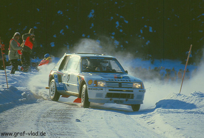 Ari Vatanen - Terry Harryman
35º Internacional Suecia Rally 1985. Peugeot 205 Turbo 16 (716 EXC 75). Clasificado 1º.

Del 15 al 17 de Febrero, Karlstad, Suecia.
Superficie: nieve - hielo.

El Rally tenía un total de 1642.00 km de los que 513.68 km divididos en 29 tramos eran especiales.

Tomaron la salida 115, finalizaron 56.@
Palabras clave: ;Peugeot;Turbo;Grupo_B;Suecia;1985;nieve